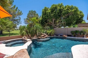 Building Photo - 6739 E Gelding Dr
