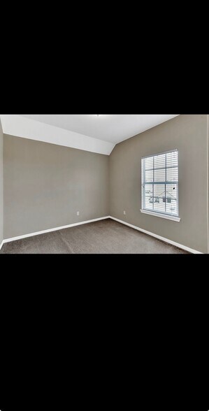 Building Photo - 163 Binnacle Ct