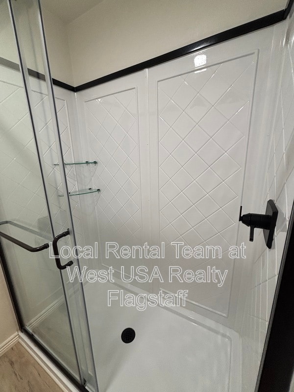 Building Photo - 2340 N Plateau Dr