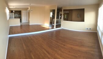 Building Photo - 4832 Old Orchard Rd