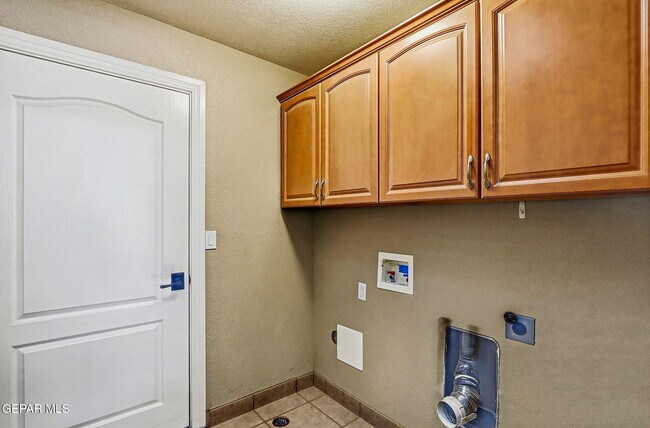 Building Photo - 312 Desert Garden Dr