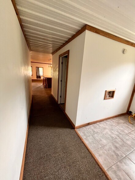 Building Photo - 38687 Armstrong Rd