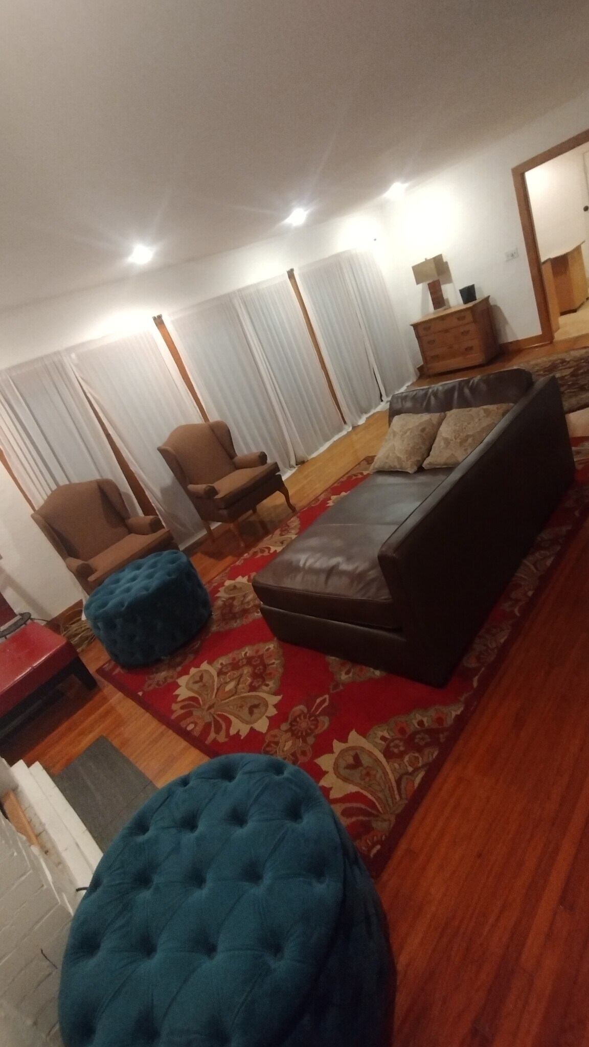 Building Photo - 1445 E 33rd St S