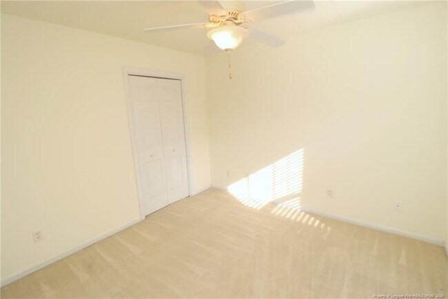 Building Photo - 10448 Neland St