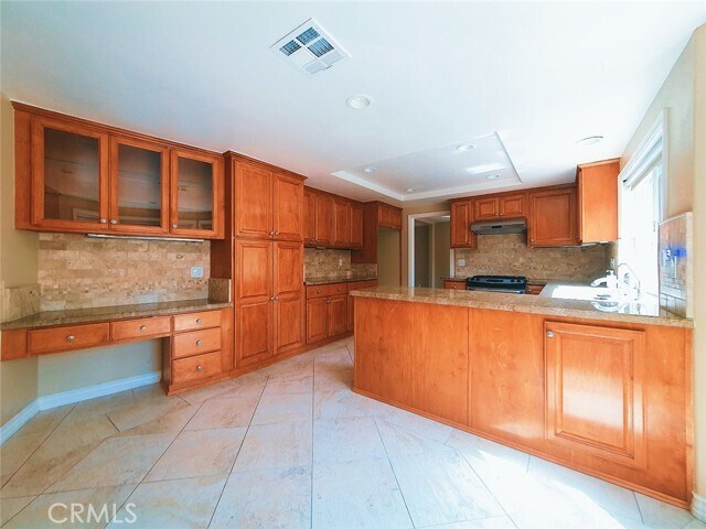 Building Photo - 1826 Cll Belleza