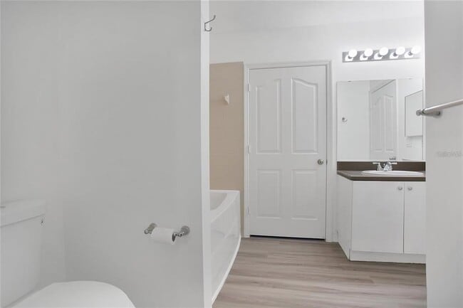 Building Photo - 710 Siena Palm Dr