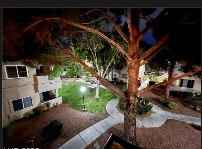 Building Photo - 356 Manti Pl