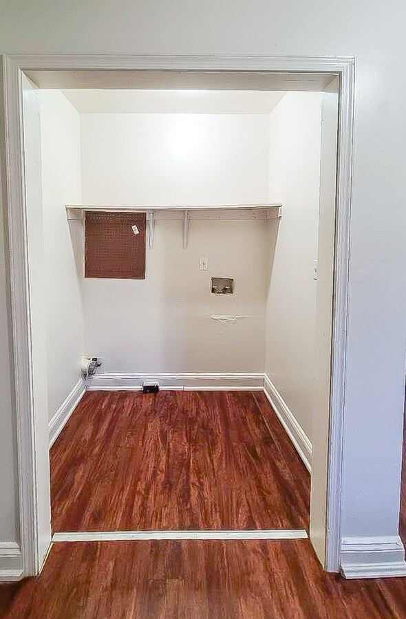 Building Photo - 144 Spring St