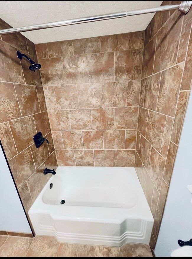 Building Photo - 417 Beaver St