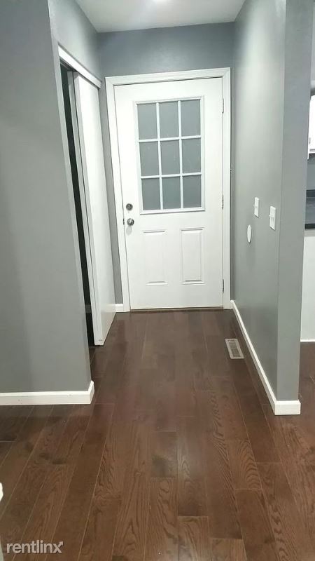 Building Photo - 2 br, 1 bath Townhome - 13 1/2 Morningside Dr