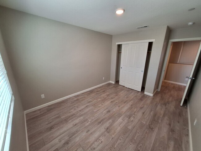 Building Photo - 330 Alboran Sea Cir