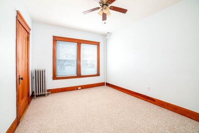 Building Photo - 7 Ridgeland Rd