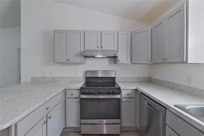 Building Photo - 2852 SW 161st Loop