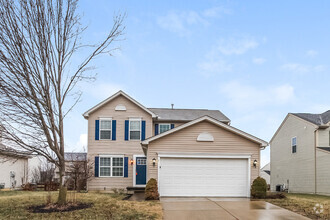 Building Photo - Charming 3 Bedroom