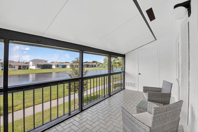 Building Photo - 13769 Date Palm Ct