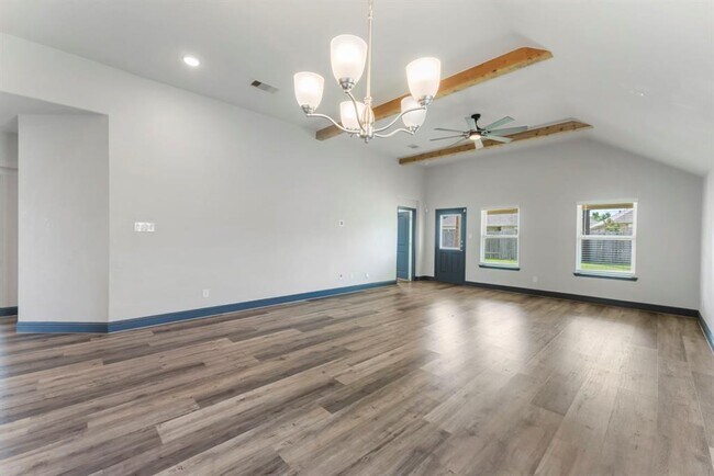 Building Photo - 24331 Ravenna Landing Loop