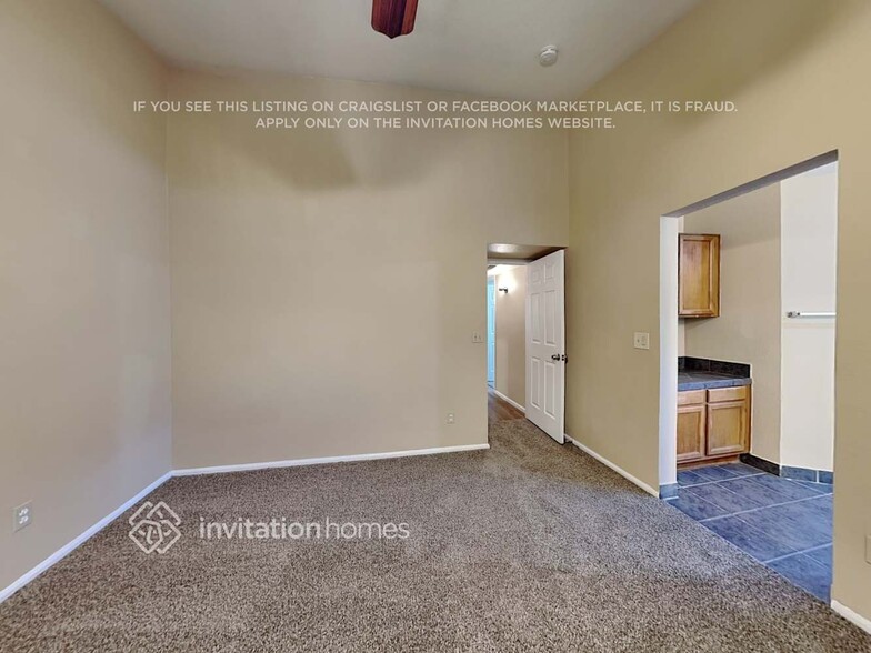 Building Photo - 4932 W McRae Way