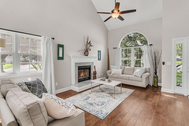 Building Photo - 339 Mt Royall Dr
