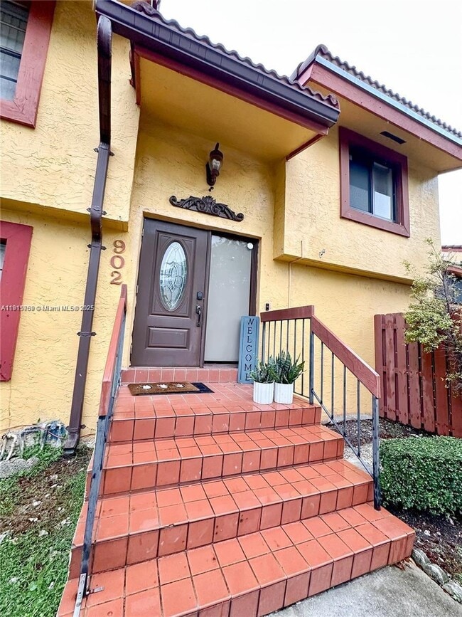 Primary Photo - 5975 SW 137th Ave