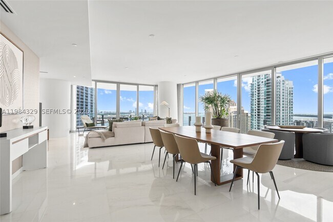 Building Photo - 300 Biscayne Blvd