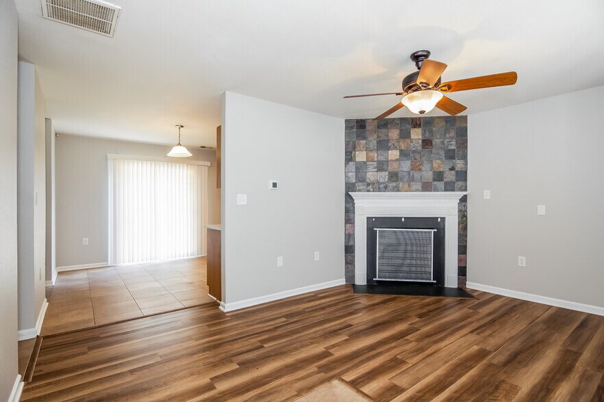 Building Photo - 2231 Gooseberry Rd