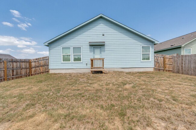 Building Photo - 4-BEDROOM HOME IN MISSION DEL LAGO