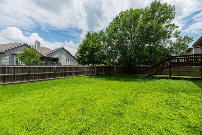 Building Photo - 2 WEEKS FREE!! Beautiful 5 bedroom home in...