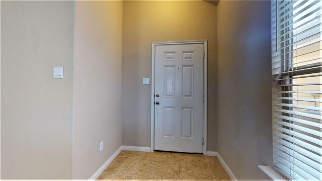 Building Photo - 14010 Cypress Meadows Dr