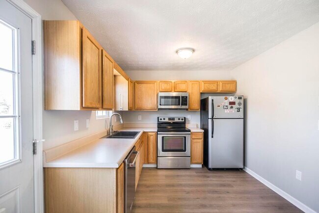 Building Photo - 312 Mill Meadow Rd