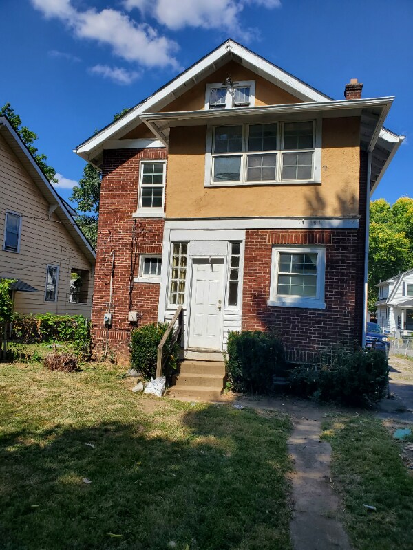 Building Photo - 1807 E Fulton St