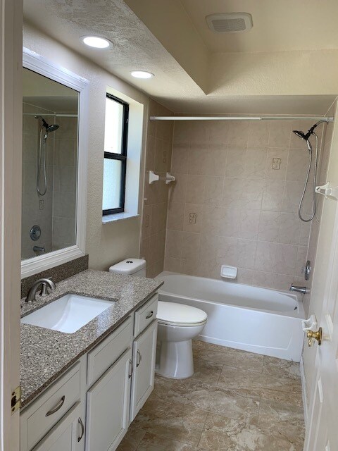Building Photo - 5272 Andris St