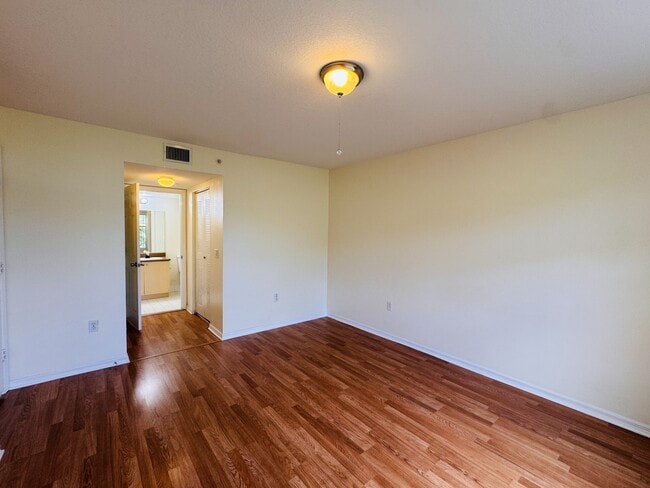 Building Photo - 4171 San Marino Blvd