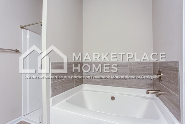 Building Photo - 232 W L Miller Dr