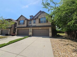 Building Photo - 953 Brookville Ct