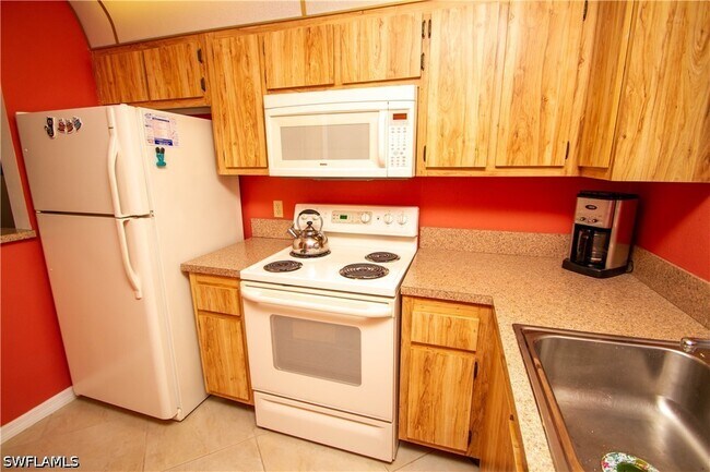 Building Photo - 4326 27th Ct SW