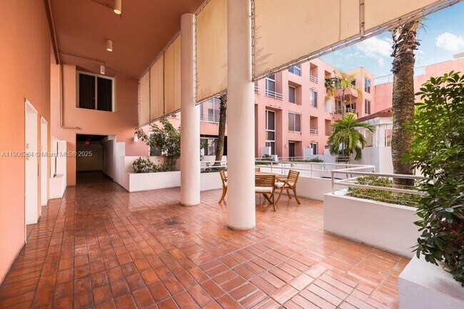 Building Photo - 2801 Florida Ave