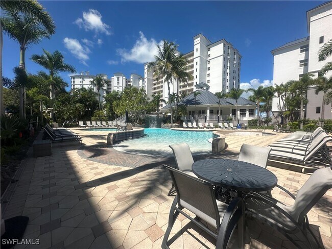 Building Photo - 400 Flagship Dr