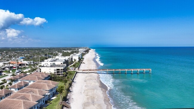 Building Photo - 4601-4A1a Jimmy Buffett Mem Hwy