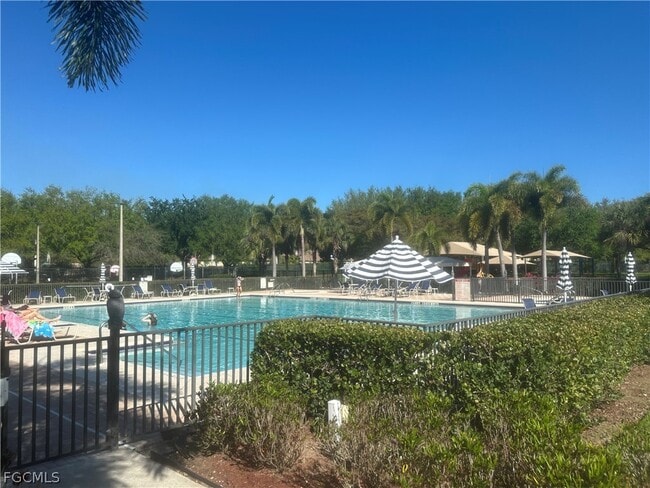 Building Photo - 12469 Pebble Stone Ct