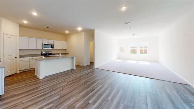 Building Photo - 1706 Washington St