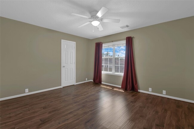 Building Photo - 2706 Woodspring Forest Dr