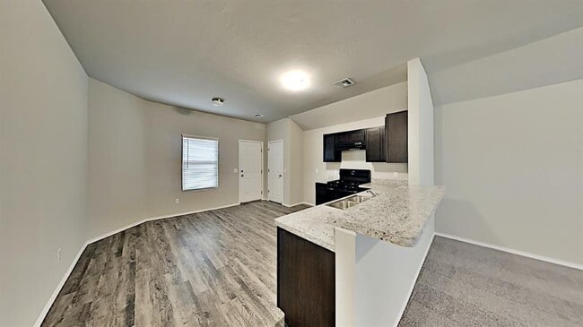 Building Photo - 2501 Ressie Ln
