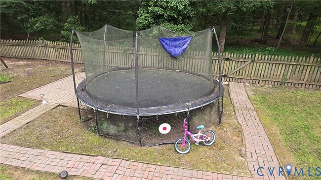 Building Photo - 5421 Pleasant Grove Ln