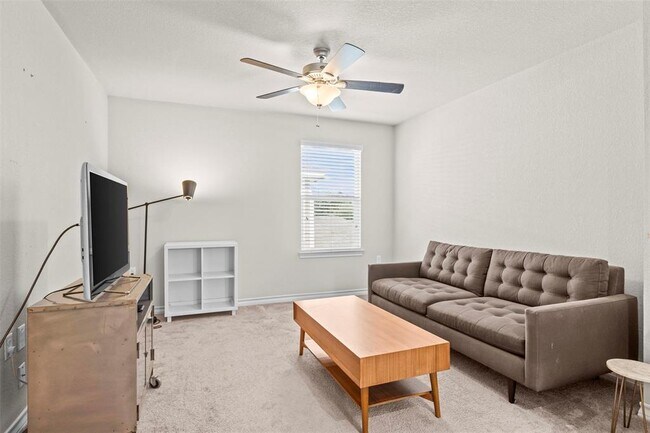 Building Photo - 11704 Prado Ranch Blvd