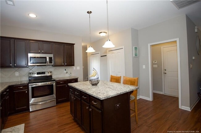 Building Photo - 3028 Helmsman Dr