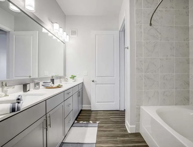 Building Photo - Apartment for Rent