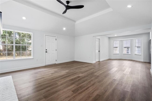 Building Photo - 7328 Janita Dr