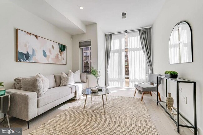 Building Photo - 1510 North Capitol St NW