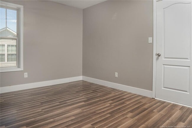 Building Photo - 6001 Daybrook Ct