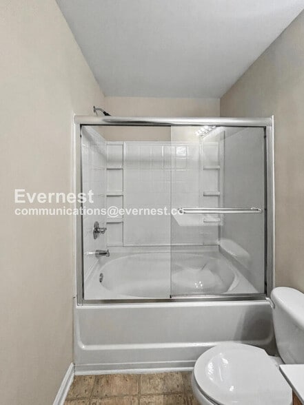 Building Photo - 585 McWilliams Rd SE